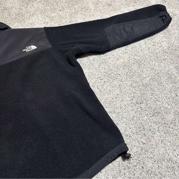 North Face Women's Denali Full Zip Fleece Jacket - MEDIUM - Picture 11 of 17